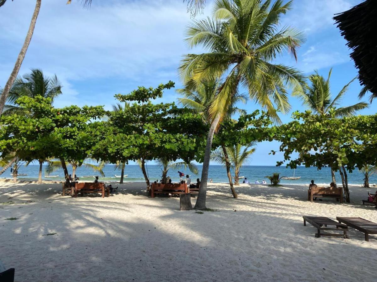 Appartement Restful Beach Front Studio-Diani à Diani Beach Extérieur photo